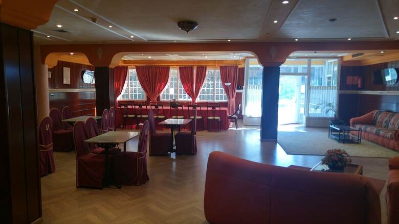 Hotel Caba�as