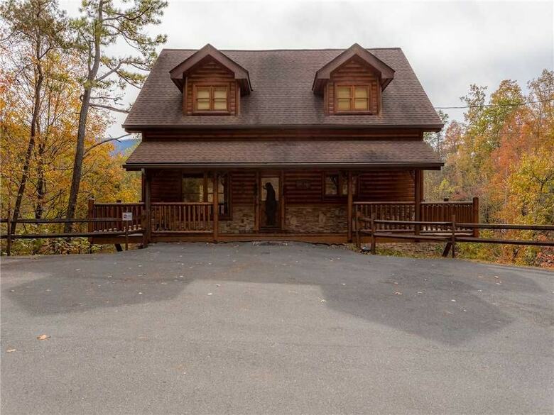 Cabana Changes In Latitude 4 Bedroom Home With Hot Tub