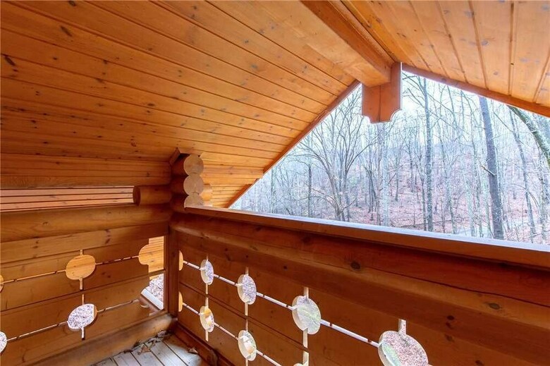 Cabana Enchanted Forest 1 Bedroom Home With Gas Fireplace