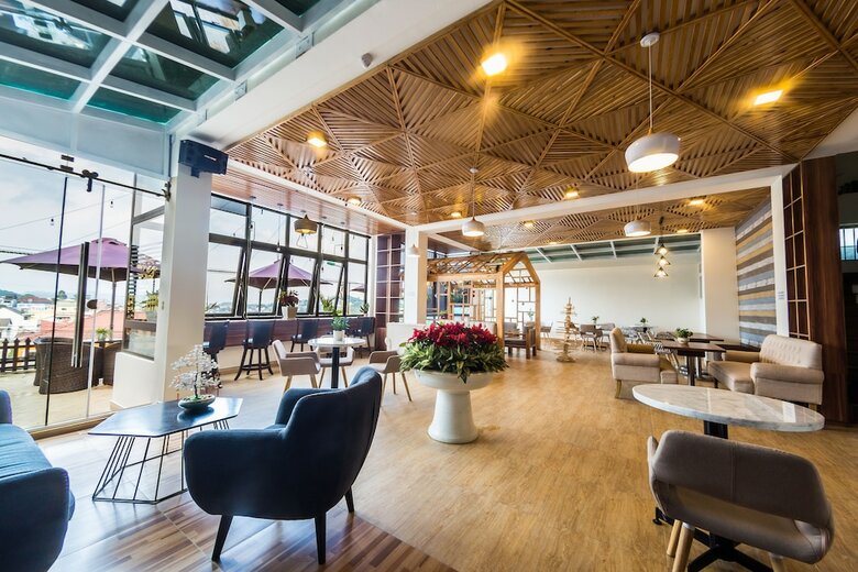 Tasme Hotel