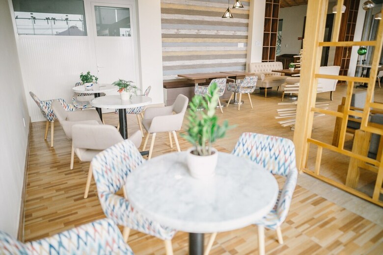 Tasme Hotel