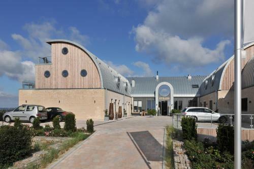 Hostal Hotel Strand Am K�nigshafen