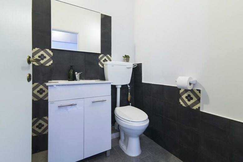 Hostal Sapir Hostel - Adults Only