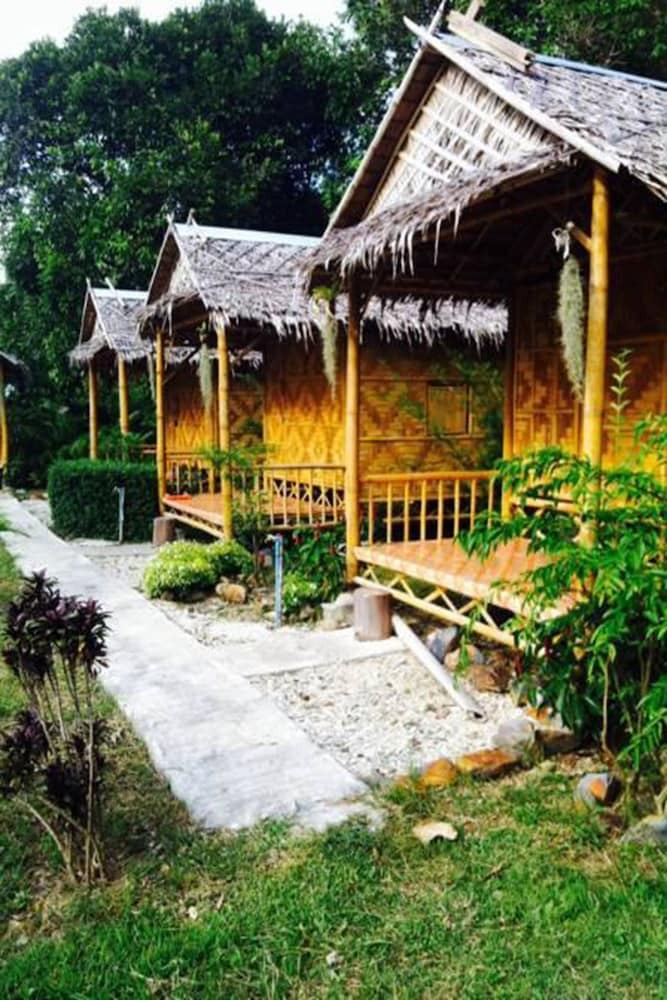 Hotel Unseen Bungalows