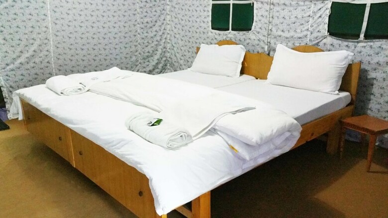 Dowa Deluxe Camp