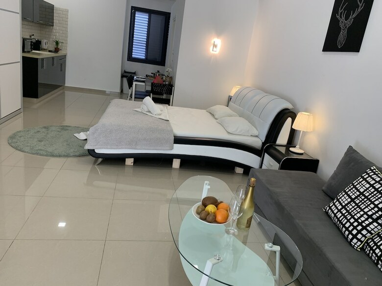 Spat Studio Apartment