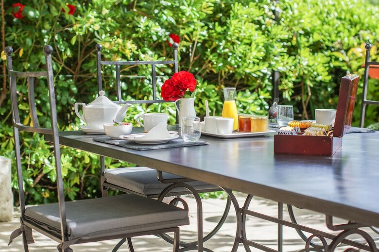 Bed & Breakfast Bastide Tara