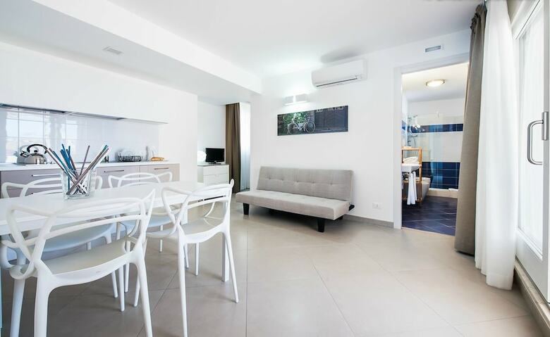 Finestre D'occidente - Aparthotel