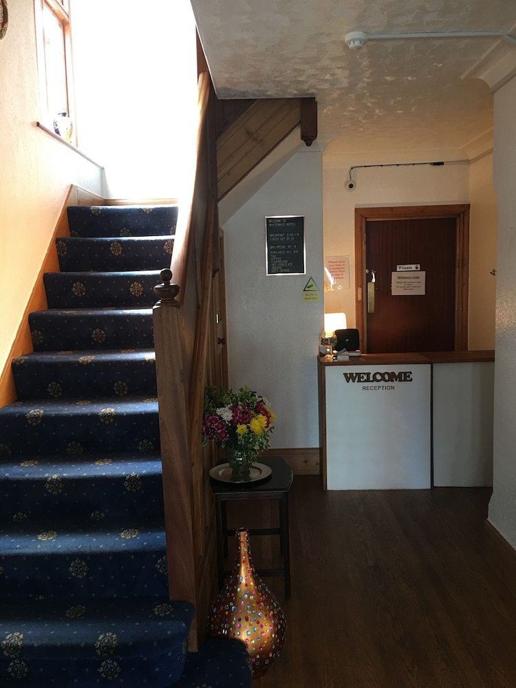 Bed & Breakfast Whiteways Hotel