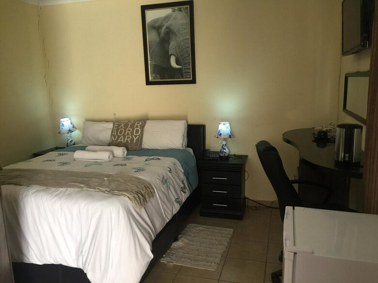 Pale Bohemia Bed And Breakfast