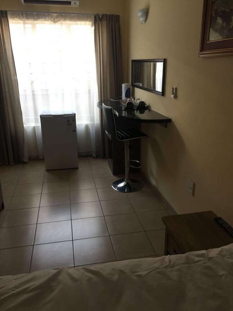 Pale Bohemia Bed And Breakfast