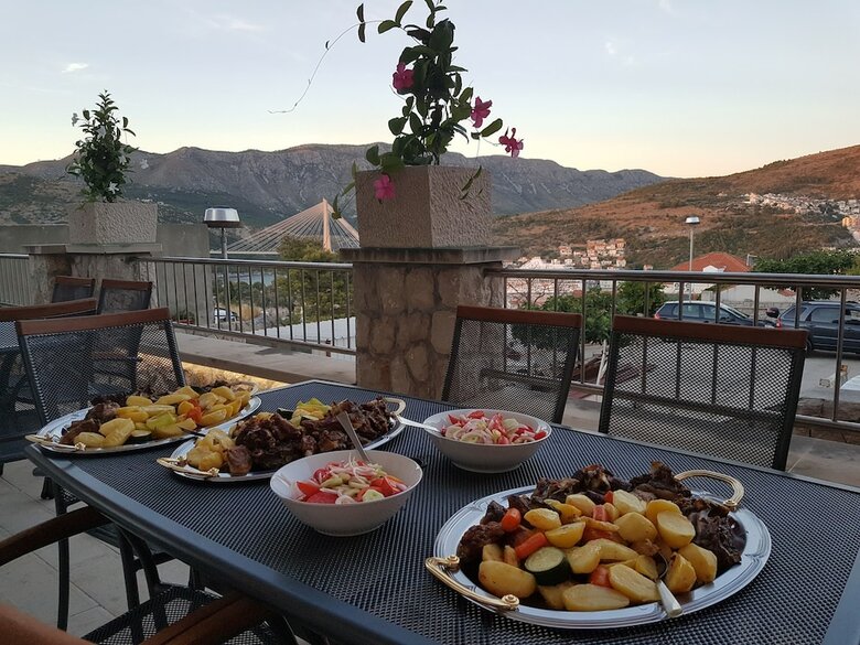 Burum Apartments