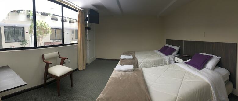 Hotel Santa Ana