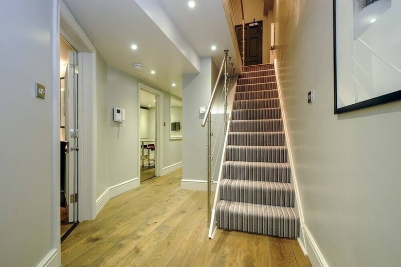 Amazing 3 Bed Apartment In Covent Garden