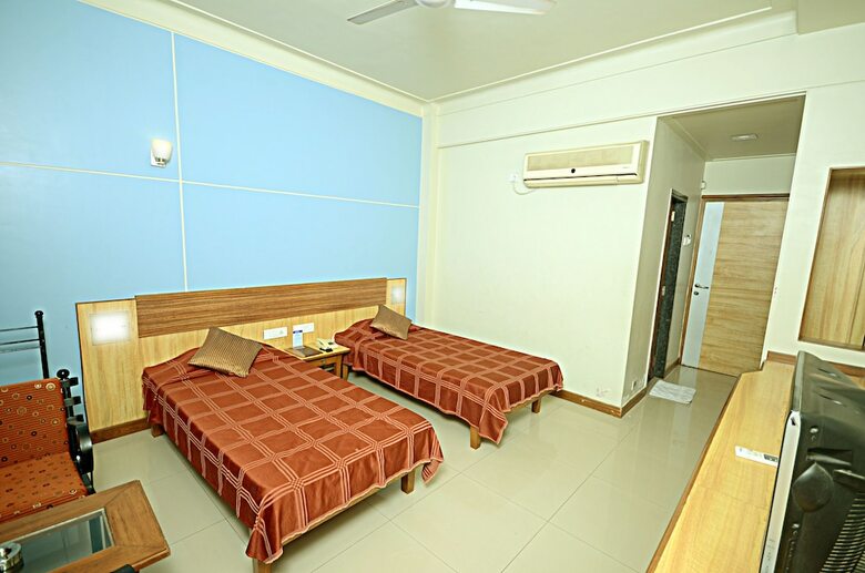 The Pavillion Hotel