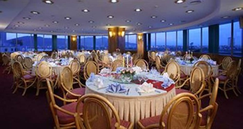Senriver Hotel