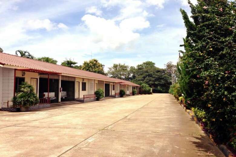 Hotel Zigzag Resort Mukdahan