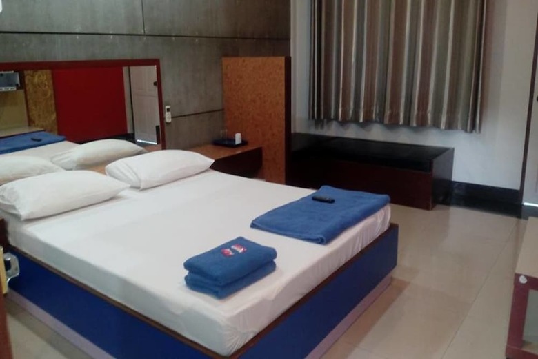 Hotel Zigzag Resort Mukdahan