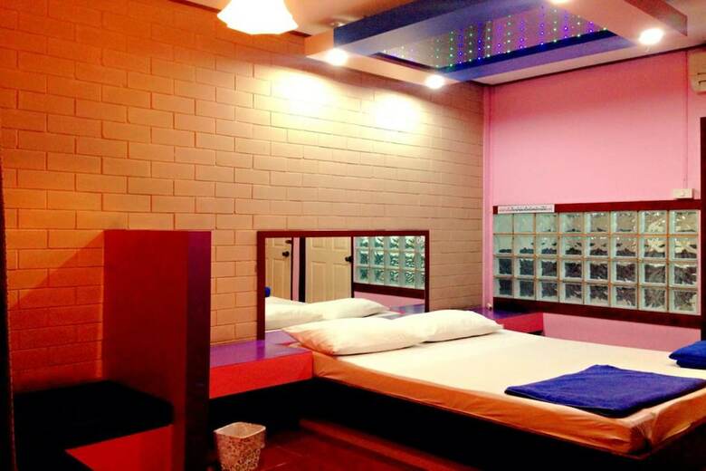 Hotel Zigzag Resort Mukdahan