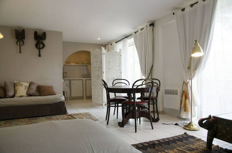 Bed & Breakfast L?�l�phant De Vaugines
