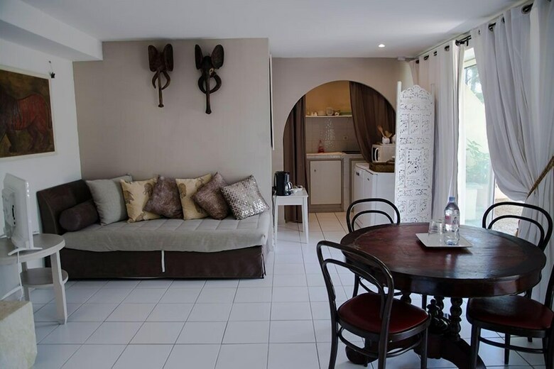 Bed & Breakfast L?�l�phant De Vaugines