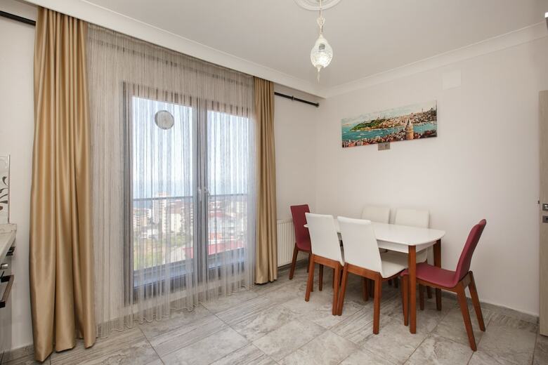 Verizana Apartments & Suites