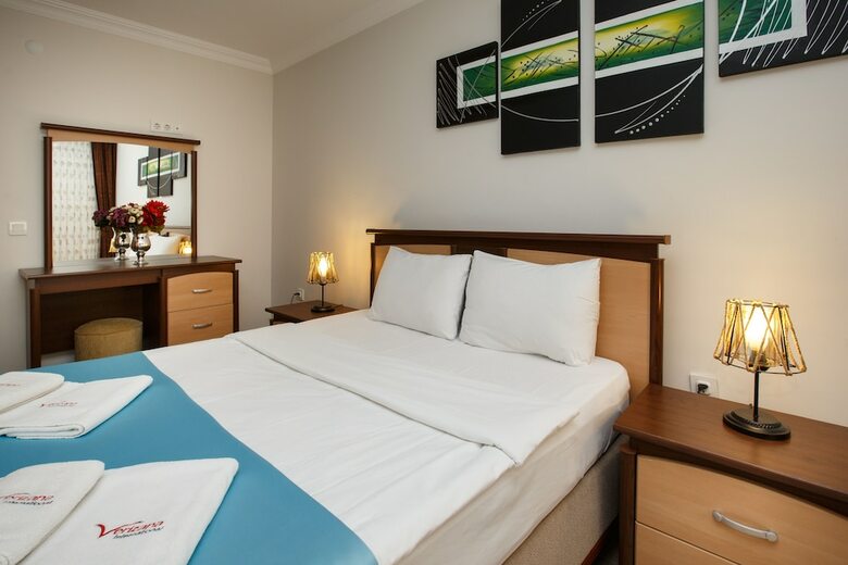 Verizana Apartments & Suites