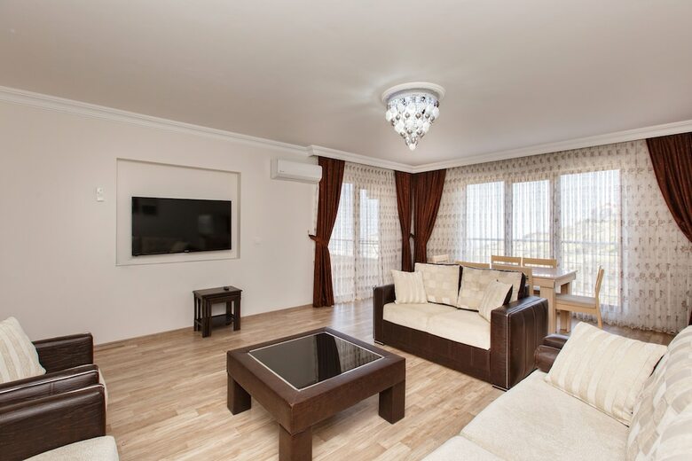 Verizana Apartments & Suites