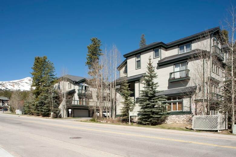 Antlers Lodge