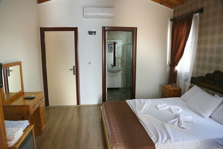 Hotel Arkadas Otel