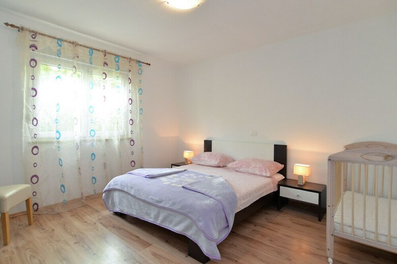 Apartment Vili 351
