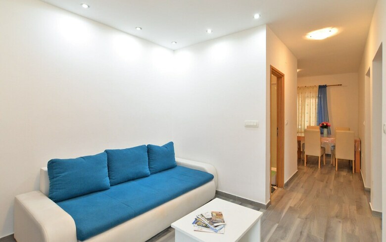 Apartment Vili 351