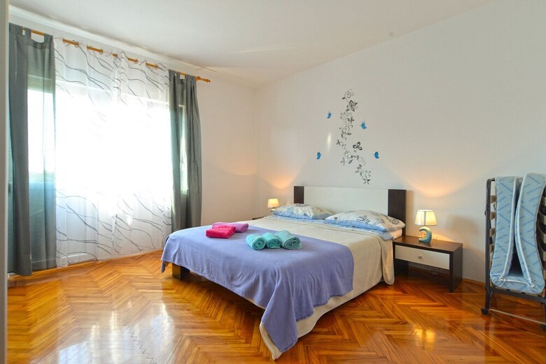 Apartment Vili 351