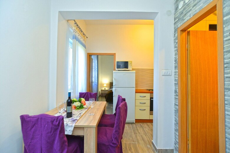 Apartment Vili 351