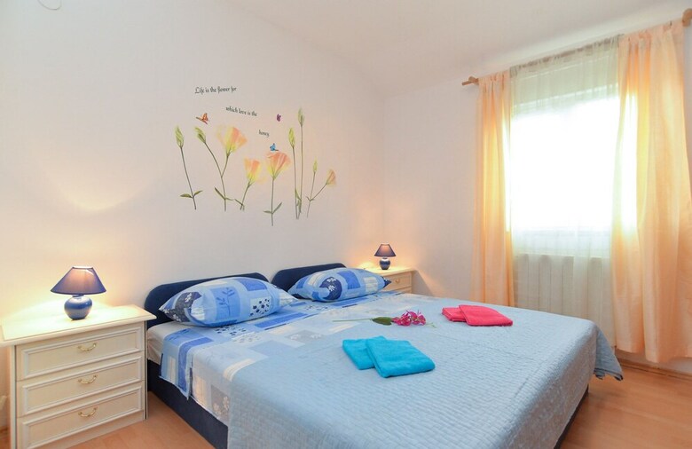 Apartment Vili 351