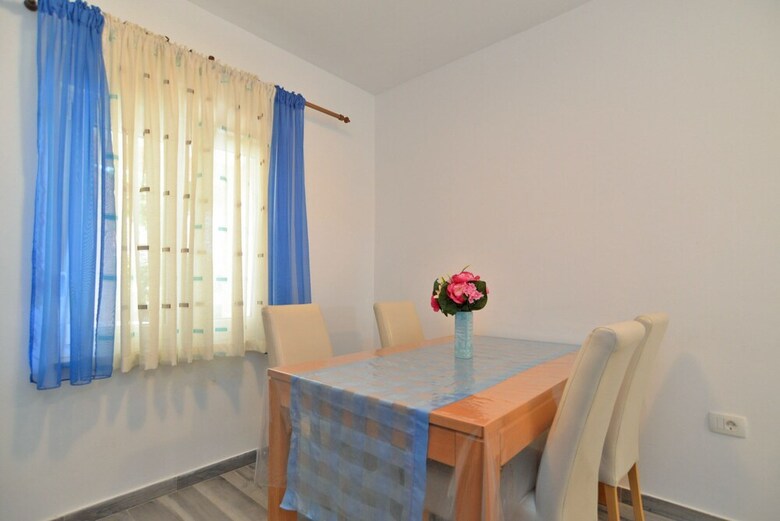 Apartment Vili 351