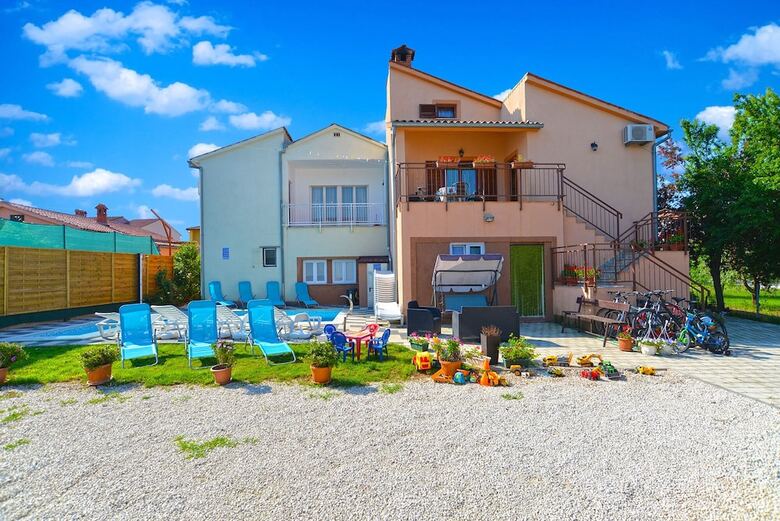 Apartment Vili 351