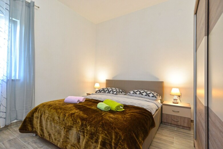 Apartment Vili 351