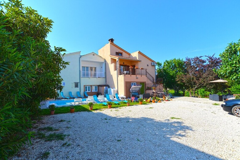 Apartment Vili 351