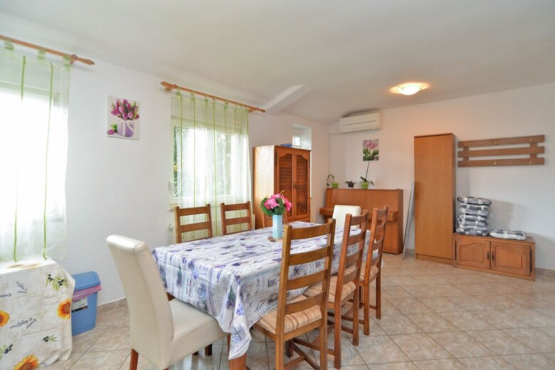 Apartment Vili 351