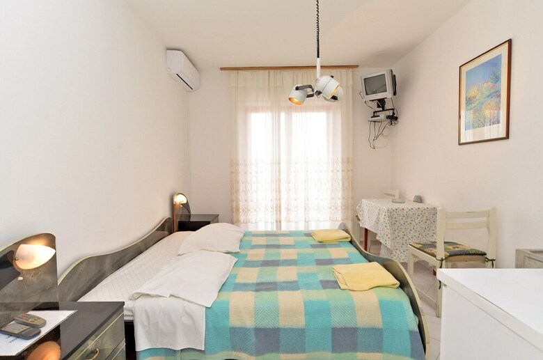 Apartment Josip 828
