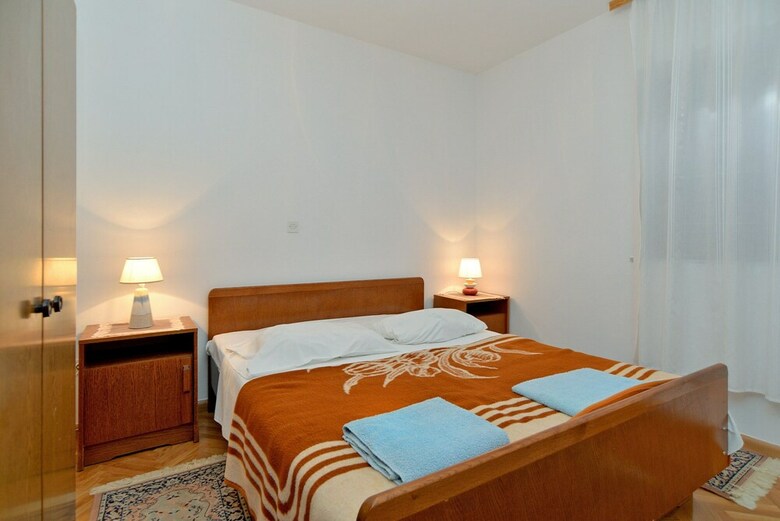 Apartment Josip 828