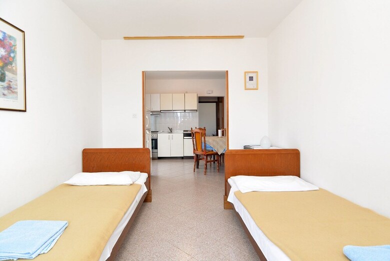Apartment Josip 828