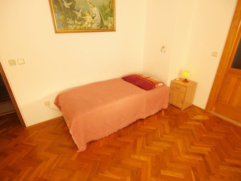 Apartment  Anica 770