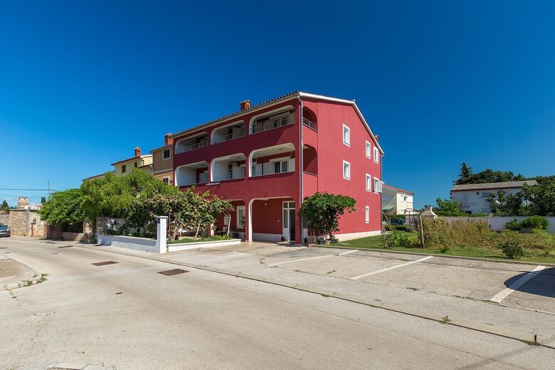 Apartment Boris 771