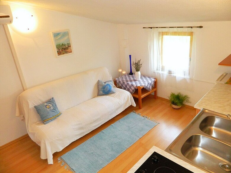 Apartments Mara 44
