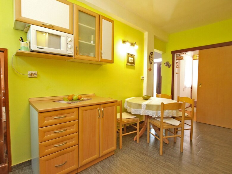 Apartments Mara 44