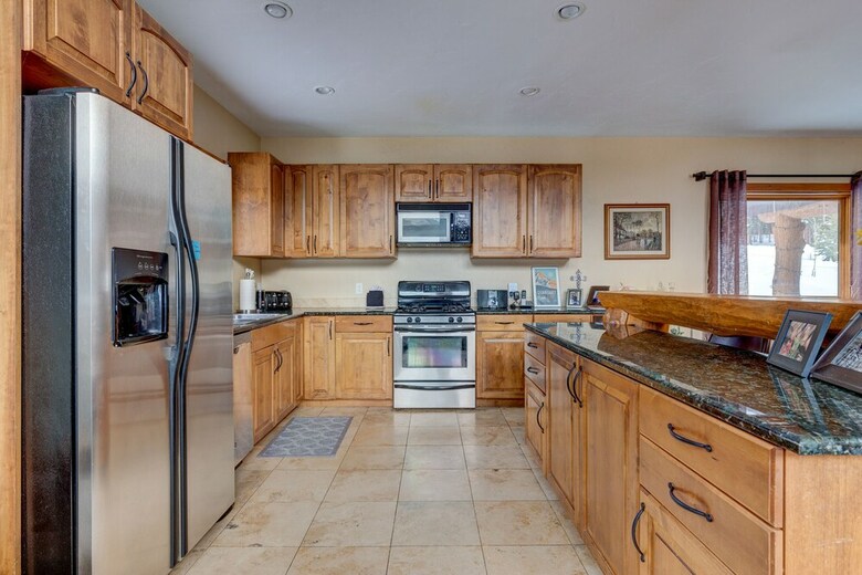 400 Whispering Pines Circle (private Home With Hot Tub)