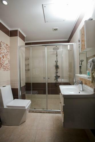 Corniche Family Hotel Baku