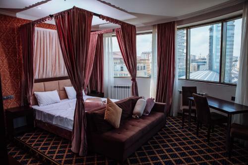 Corniche Family Hotel Baku